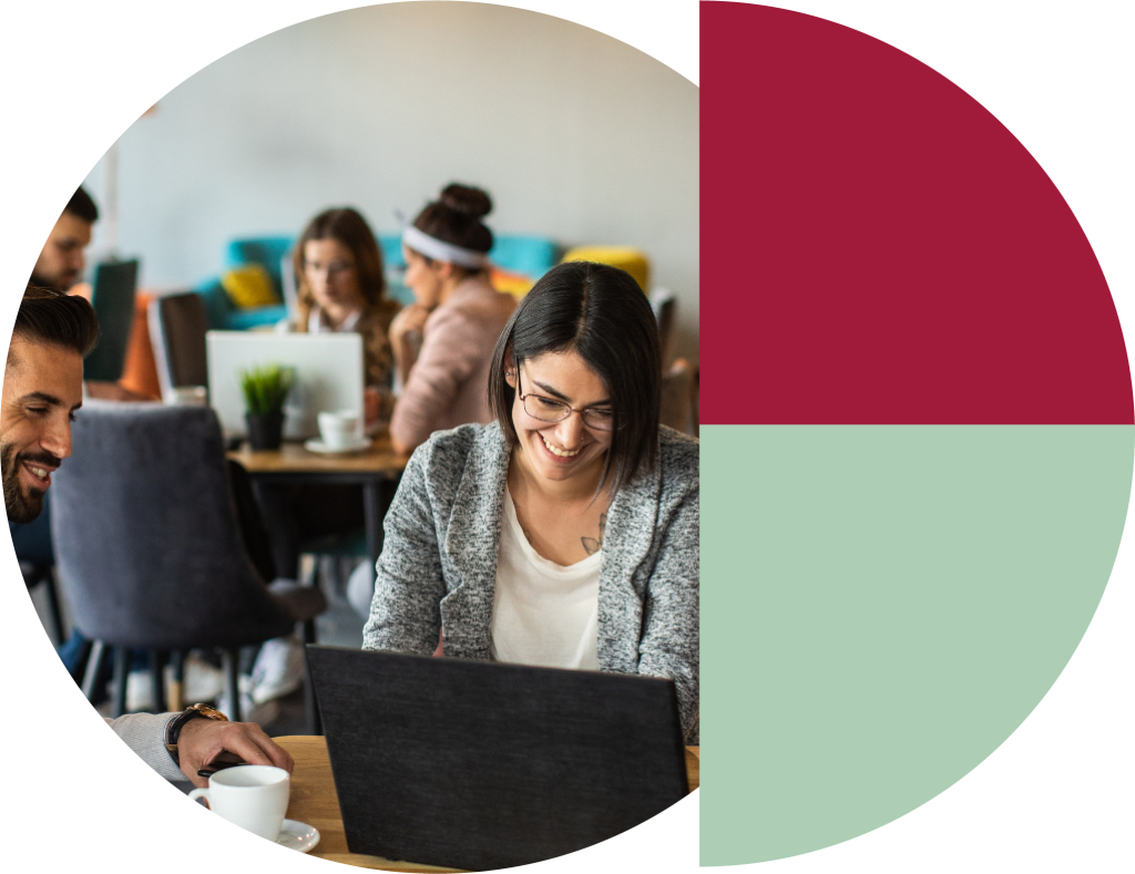Alpha Lupa consultant working with a management team on a development programme